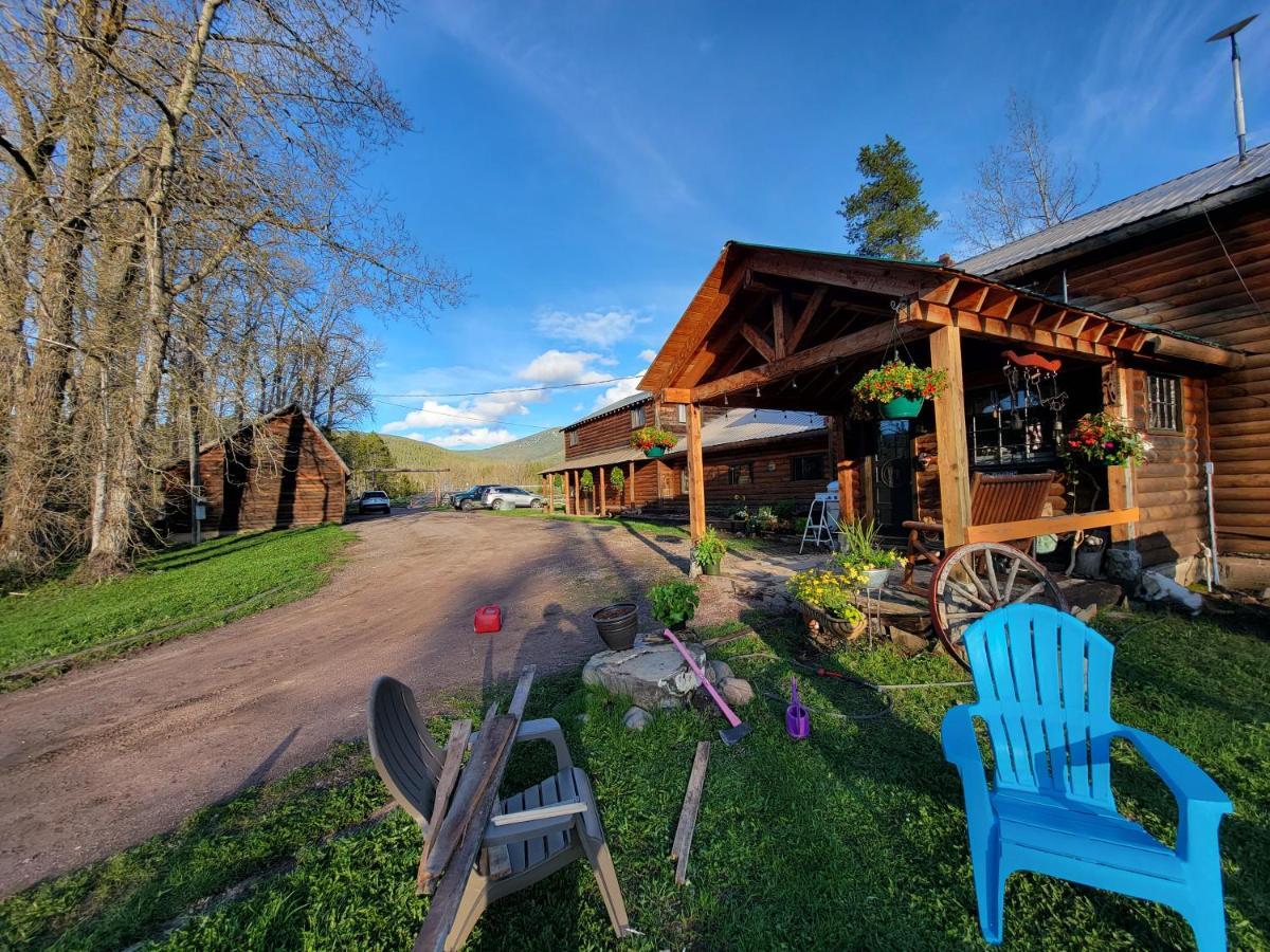 Bear Creek Ranch Bed & Breakfast Essex Exterior photo